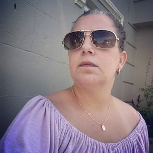 Meet your Posher, Molly